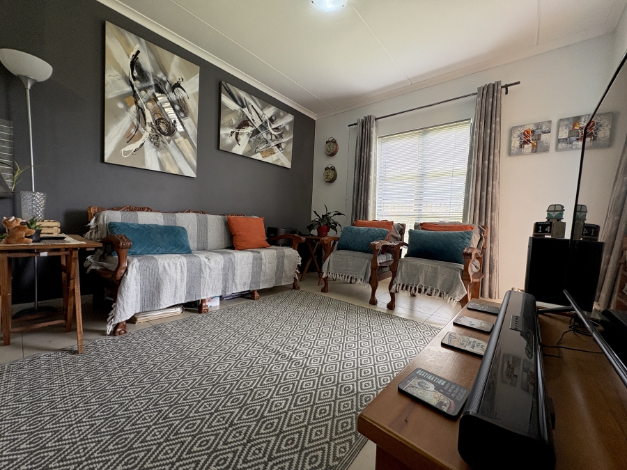 2 Bedroom Property for Sale in Windsor Park Western Cape